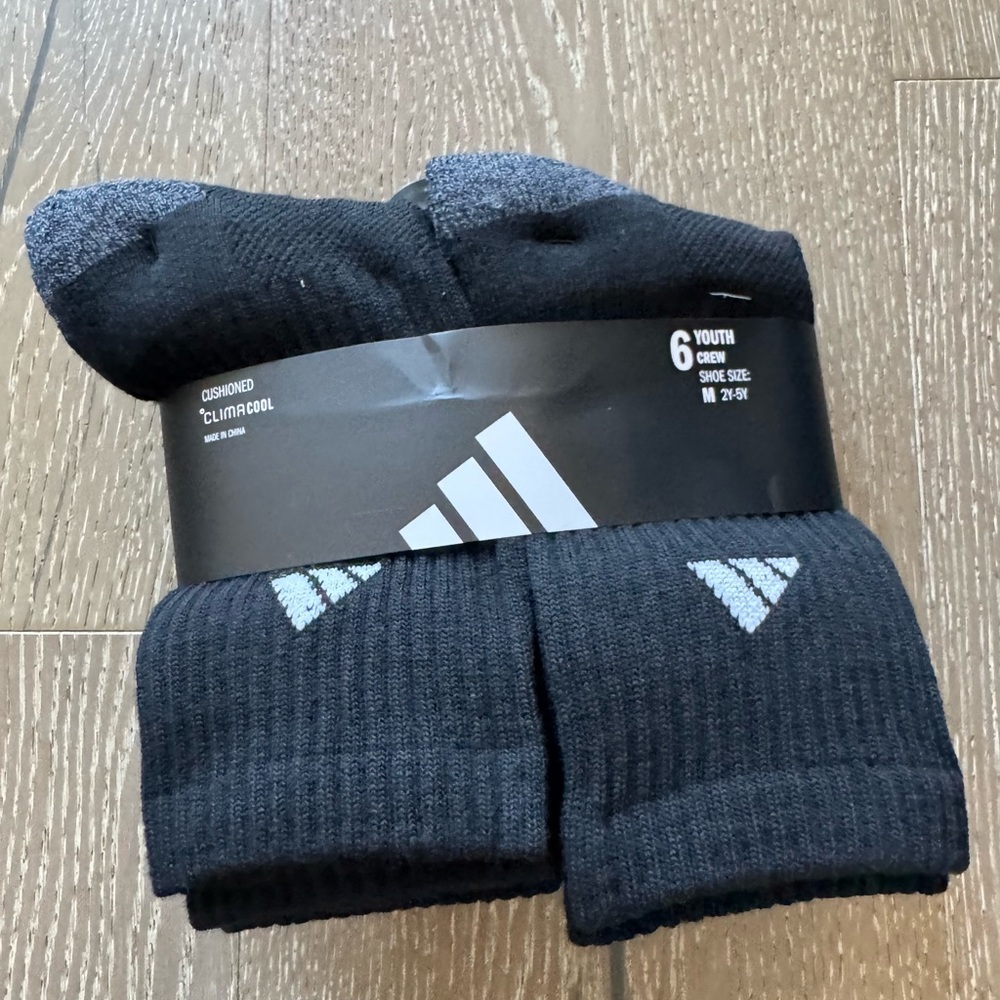 Adidas youth 6-pack crew socks